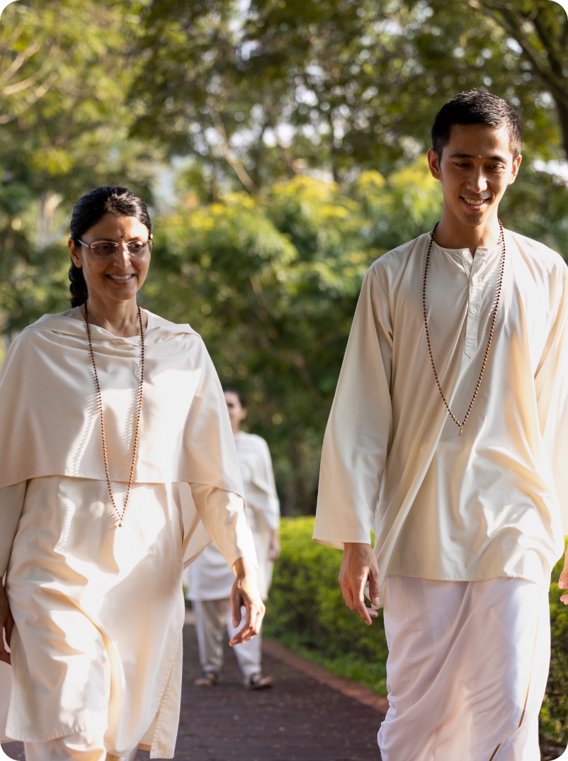 Alumni of the Vedanta Academy